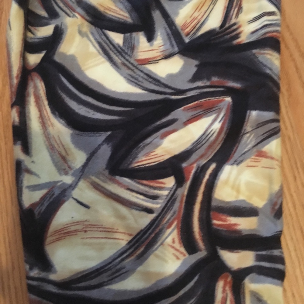 Pattern Legging - Picture 2 of 2